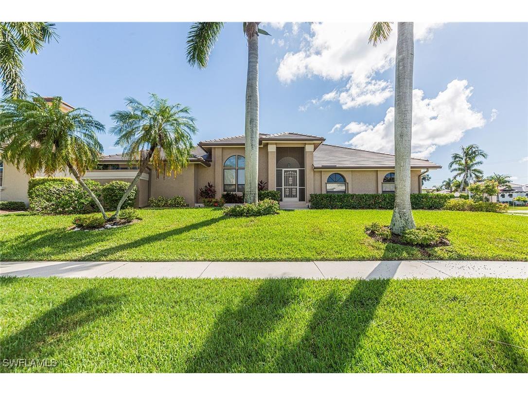 219 Copperfield Court Marco Island FL 34145 225065098 image1