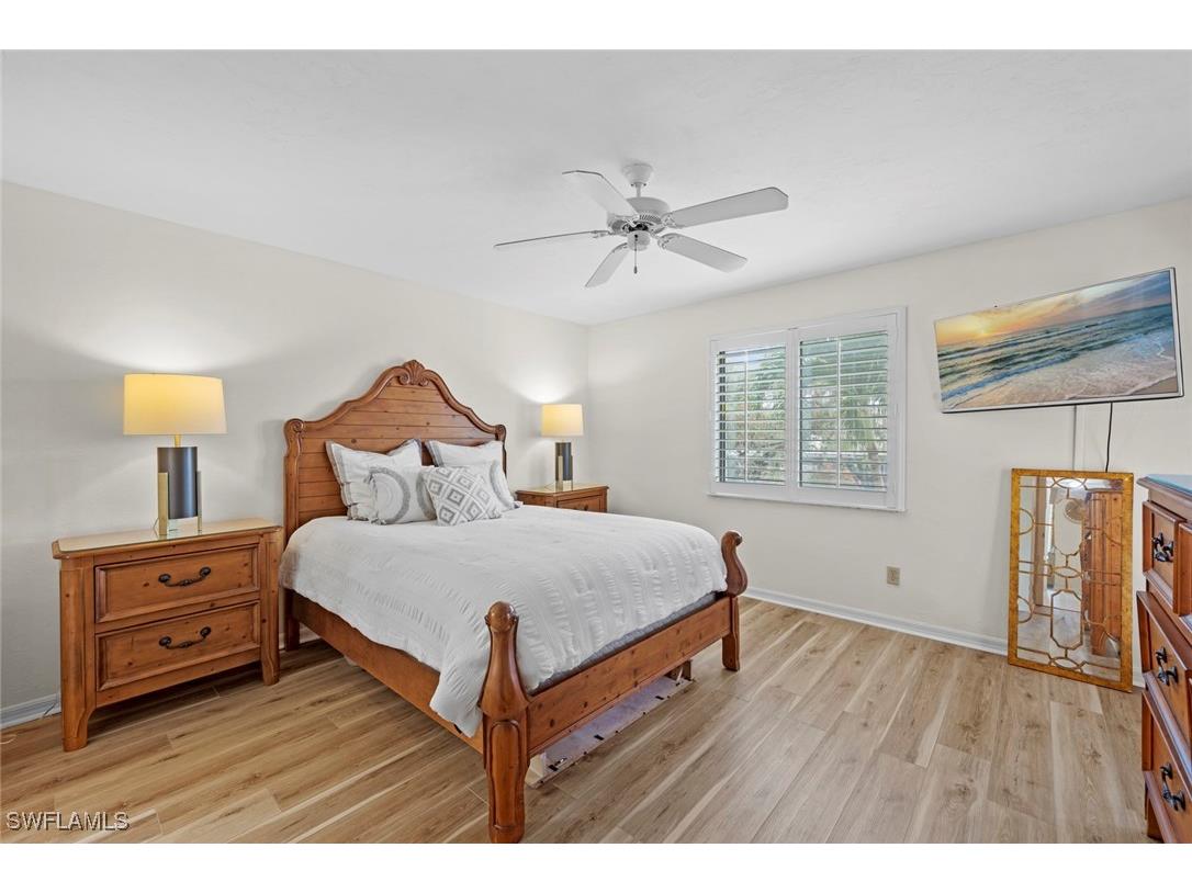 219 Fox Glen Drive #1203 Naples FL 34104 225081653 image6