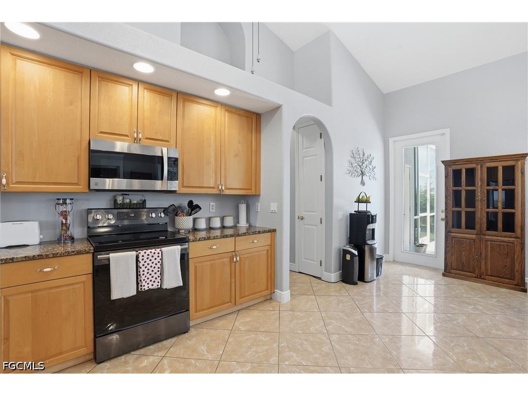 219 Gleason Parkway Cape Coral FL 33914 2026024272 image17