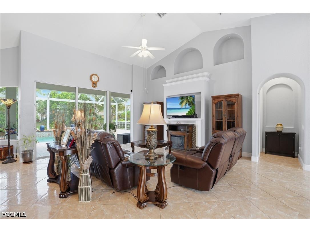 219 Gleason Parkway Cape Coral FL 33914 2026024272 image9