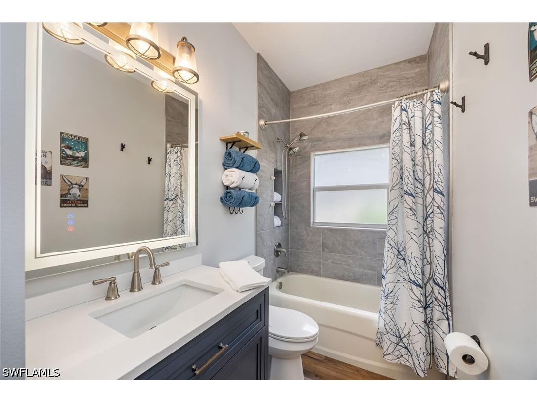 219 Glen Eagle Circle Naples FL 34104 226015237 image10