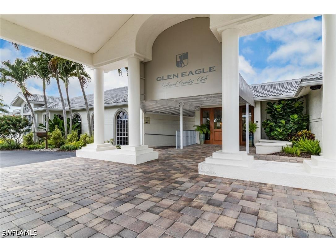 219 Glen Eagle Circle Naples FL 34104 226015237 image13
