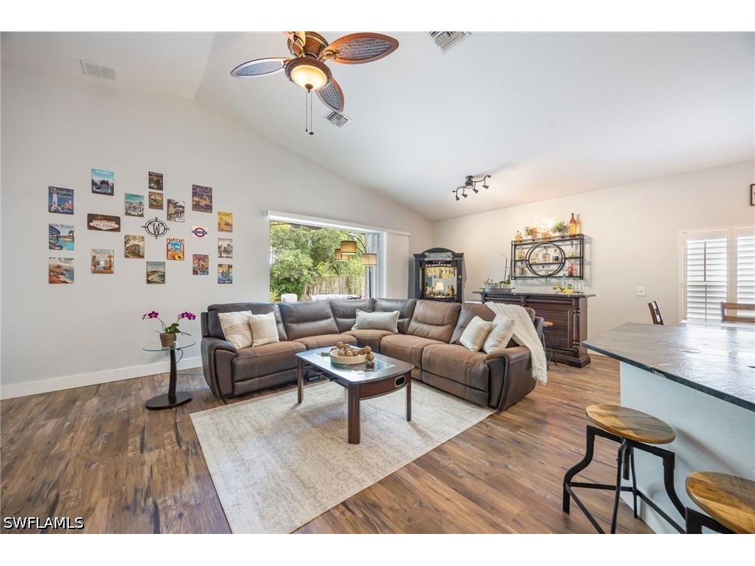 219 Glen Eagle Circle Naples FL 34104 226015237 image21