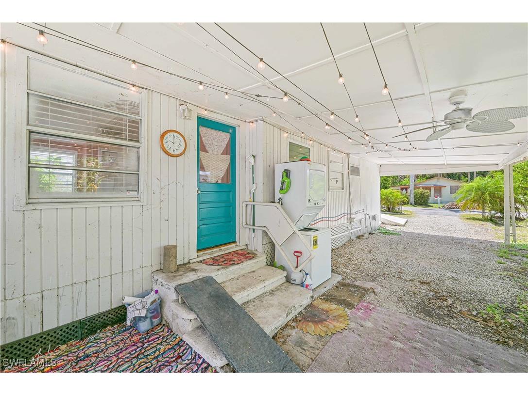 219 Granada Boulevard Fort Myers FL 33905 225035016 image8