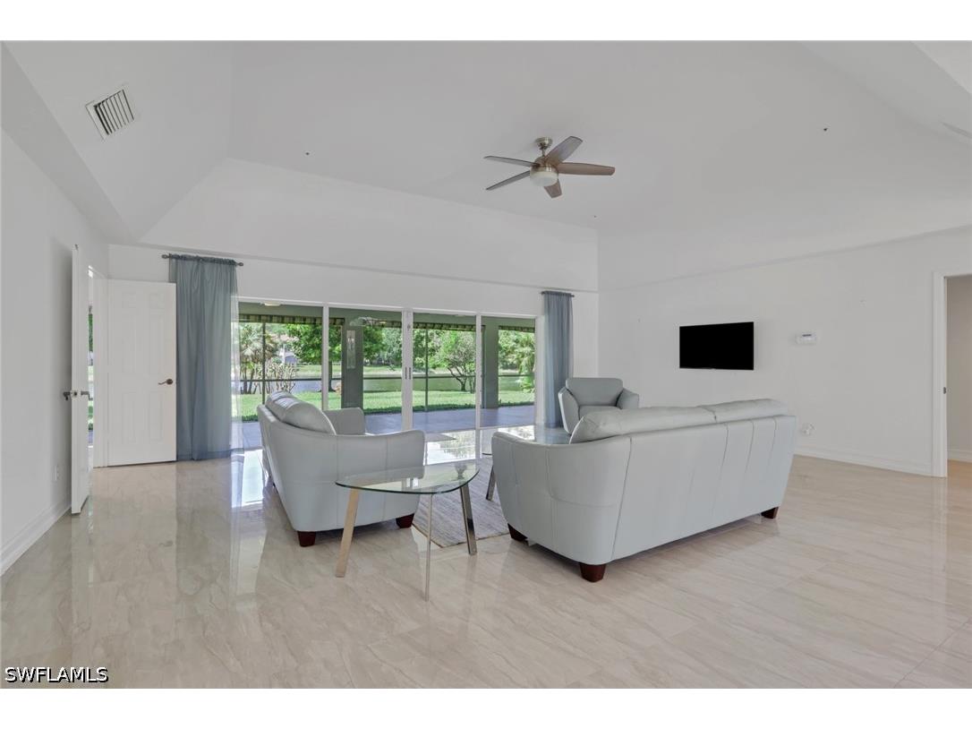 219 Monterey Drive Naples FL 34119 226015075 image9