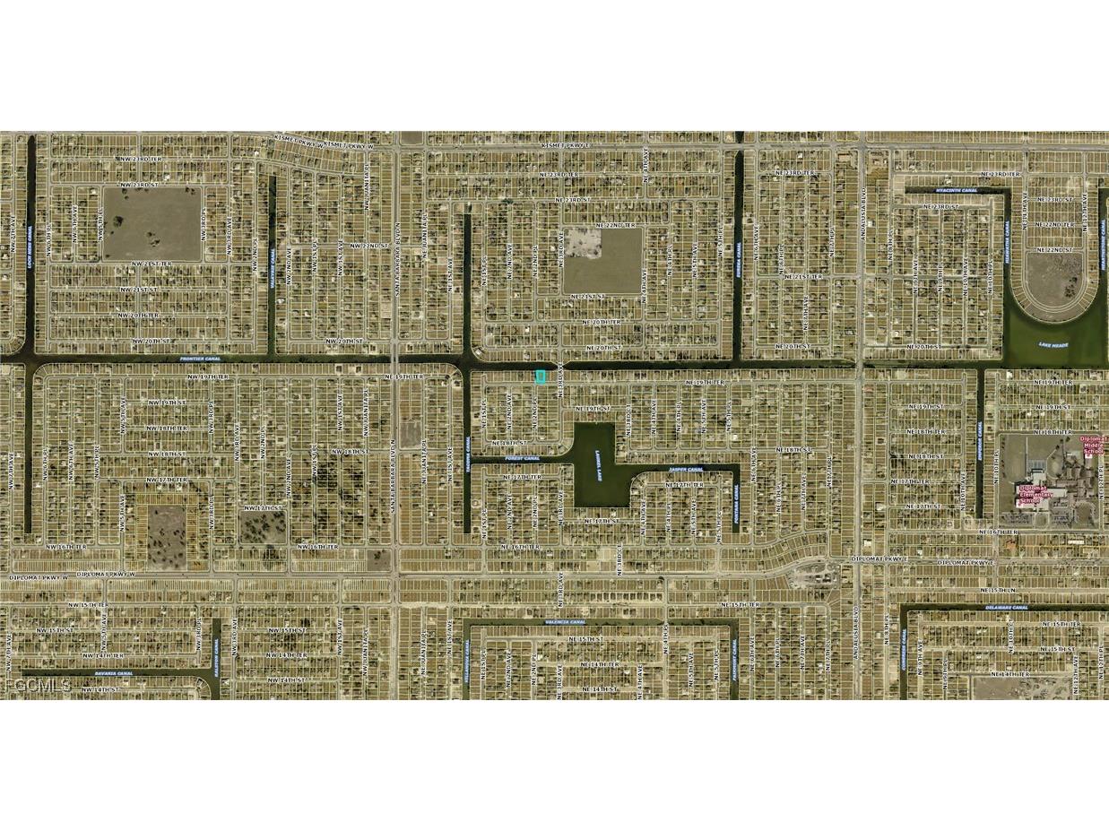 219 NE 19th Terrace Cape Coral FL 33909 2025006077 image3