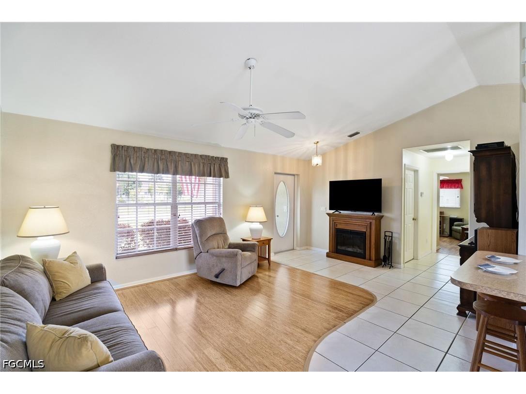 219 NE 7th Place Cape Coral FL 33909 2026025890 image21