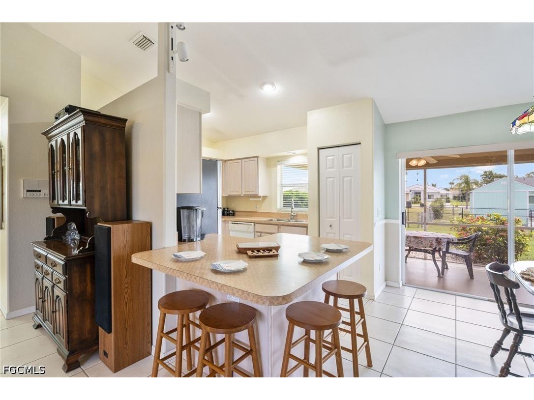 219 NE 7th Place Cape Coral FL 33909 2026025890 image23