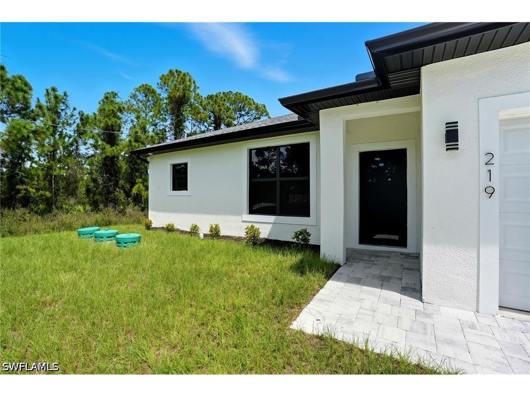 219 Ogden Avenue S Lehigh Acres FL 33974 226016676 image3