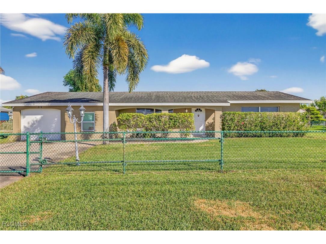 219 Richmond Avenue S Lehigh Acres FL 33936 2026001642 image1