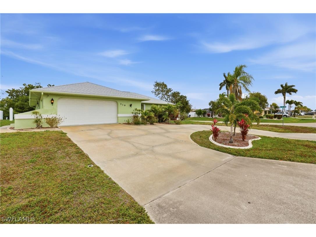 219 SE 16th Terrace Cape Coral FL 33990 226008784 image19