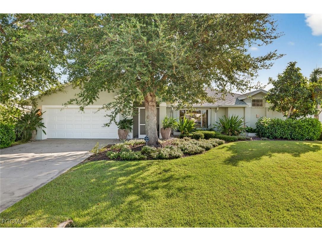 219 SE 1st Place Cape Coral FL 33990 2025019801 image1