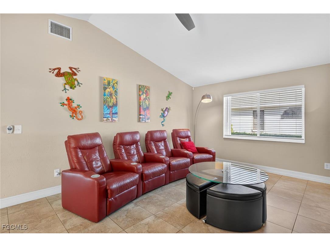 219 SE 1st Place Cape Coral FL 33990 2025019801 image13