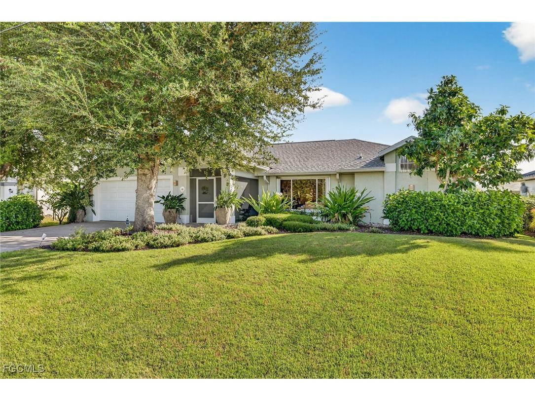 219 SE 1st Place Cape Coral FL 33990 2025019801 image2