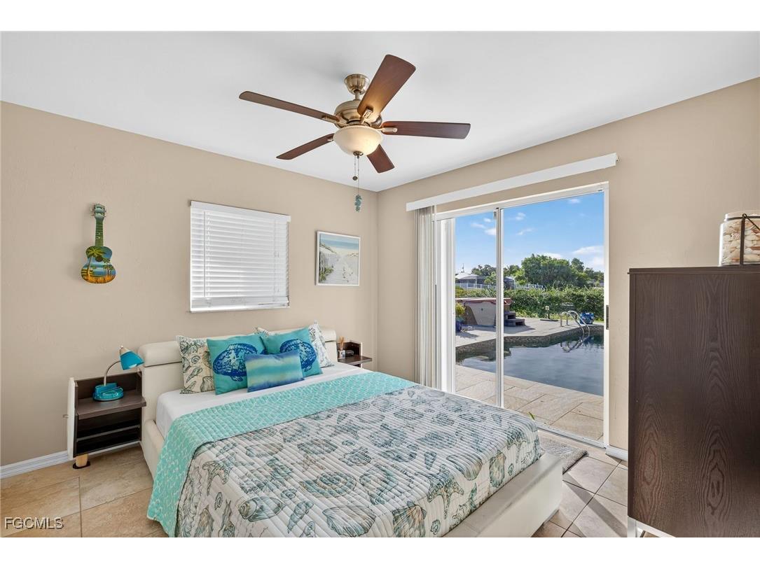 219 SE 1st Place Cape Coral FL 33990 2025019801 image21