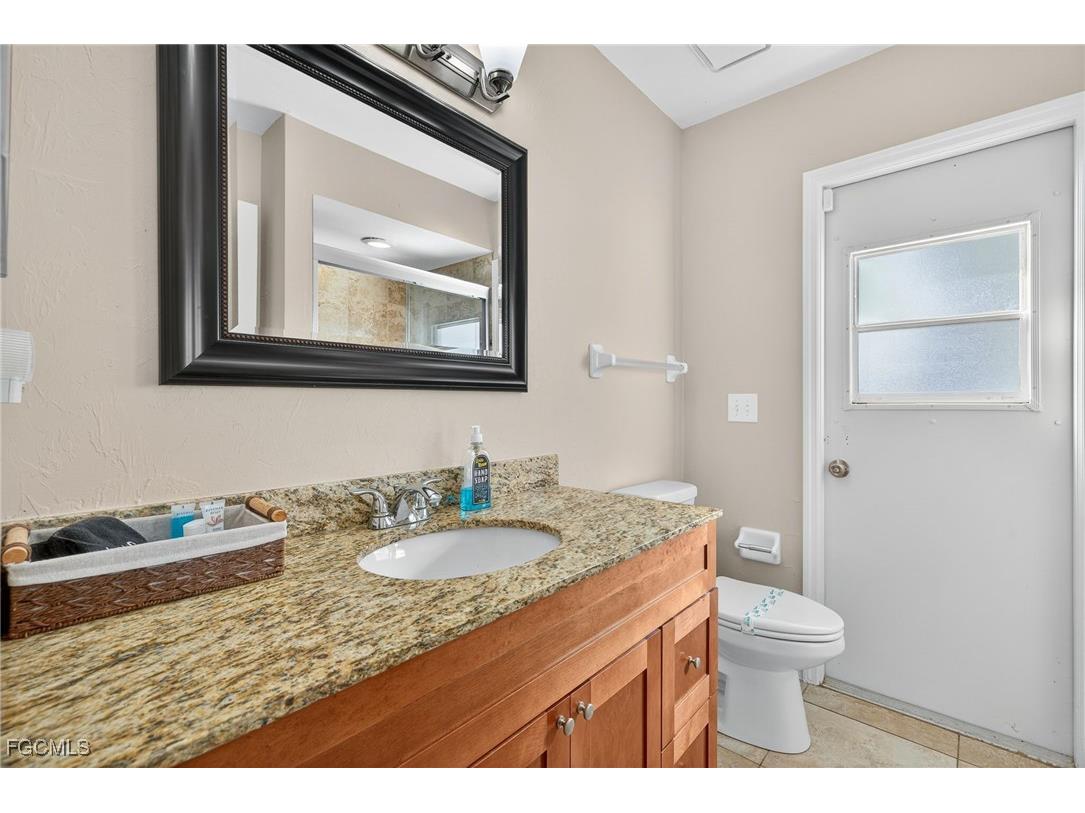 219 SE 1st Place Cape Coral FL 33990 2025019801 image22