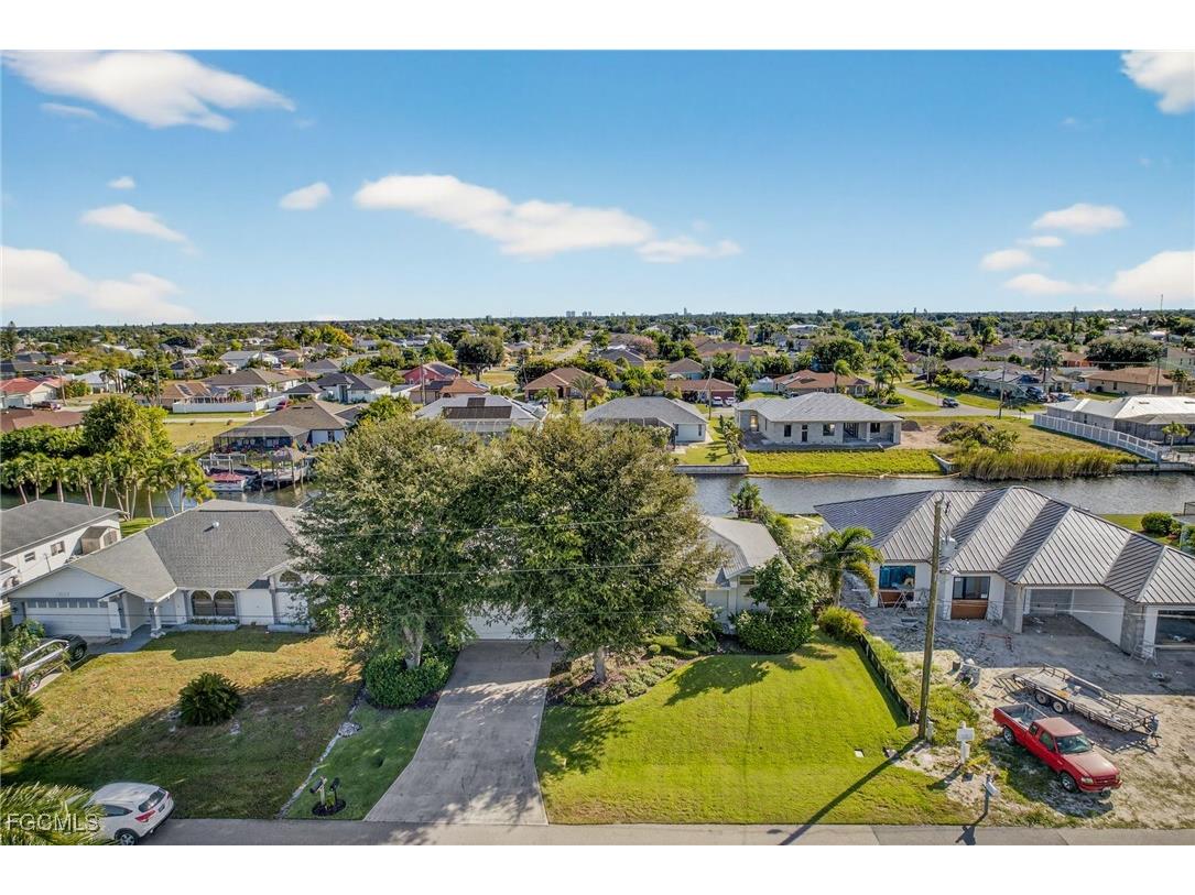 219 SE 1st Place Cape Coral FL 33990 2025019801 image32