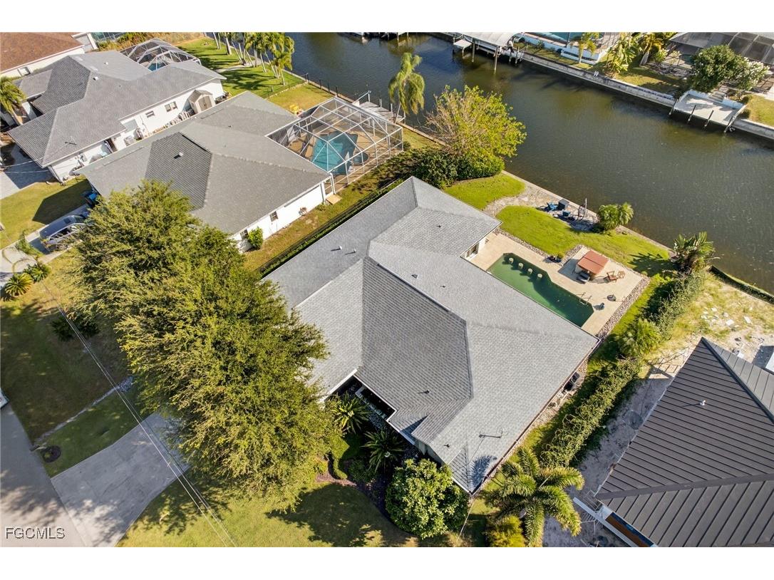 219 SE 1st Place Cape Coral FL 33990 2025019801 image36