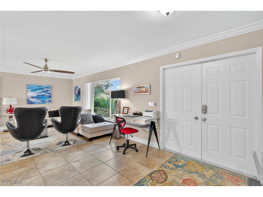 219 SE 1st Place Cape Coral FL 33990 2025019801 image4