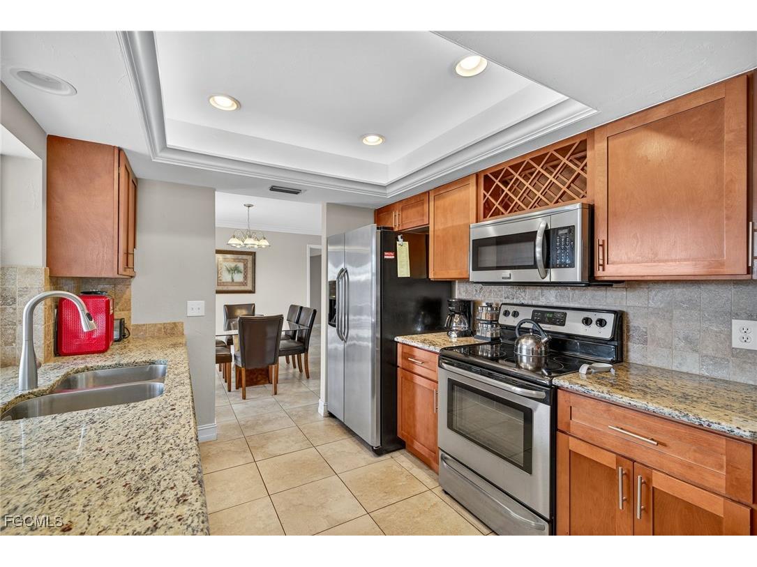 219 SE 1st Place Cape Coral FL 33990 2025019801 image9