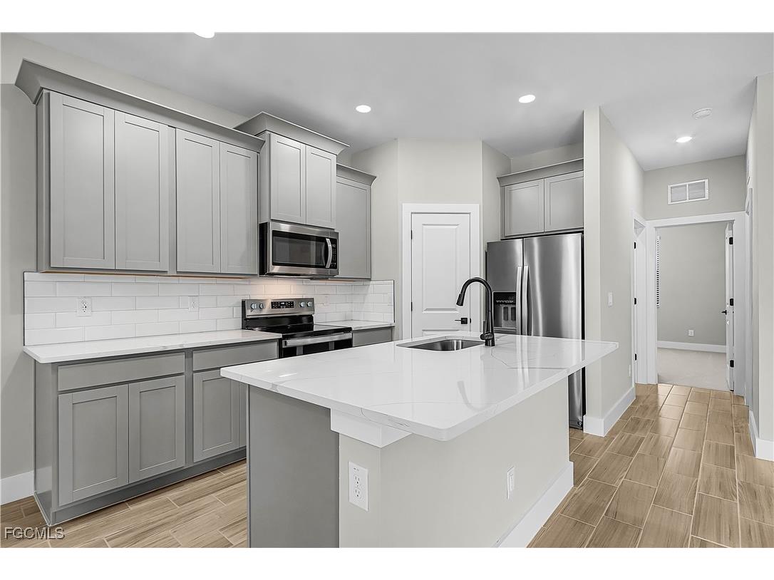 219 SE 5th Avenue Cape Coral FL 33990 225022523 image5