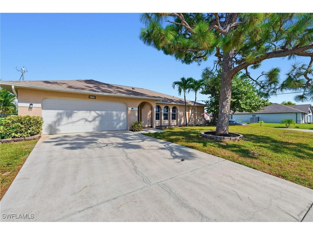 219 SW Trafalgar Parkway Cape Coral FL 33991 225070495 image1