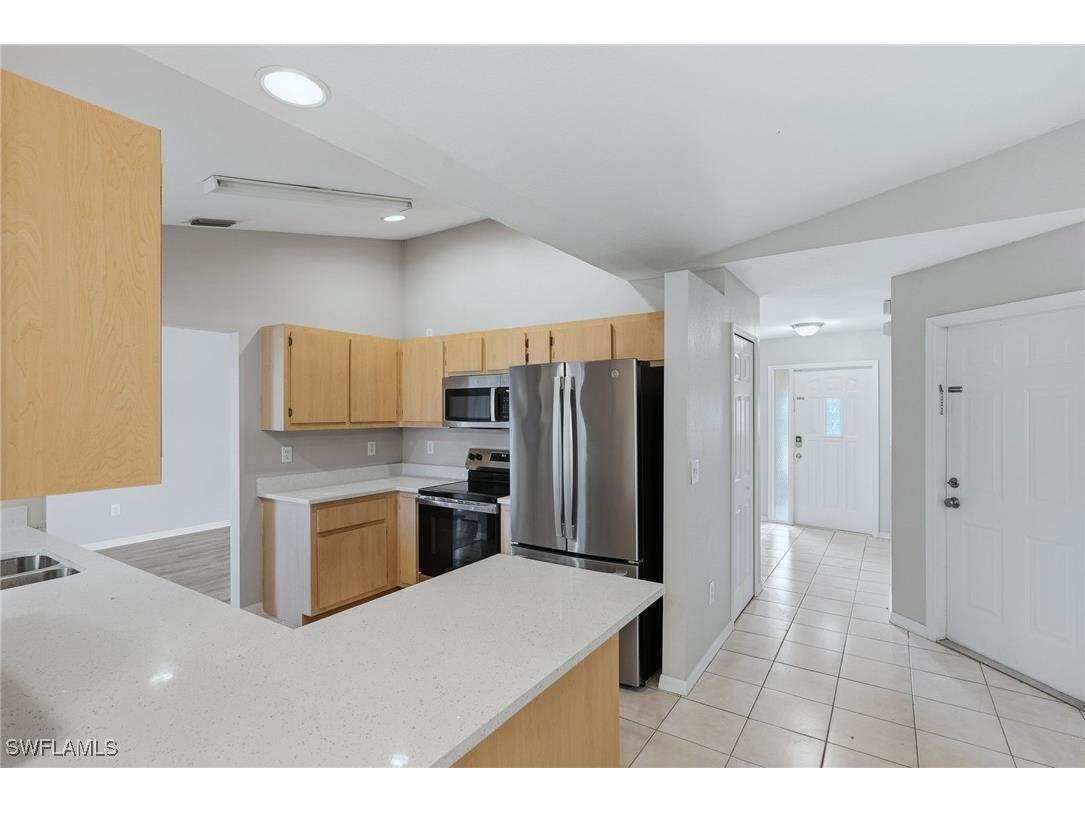 219 SW Trafalgar Parkway Cape Coral FL 33991 225070495 image12