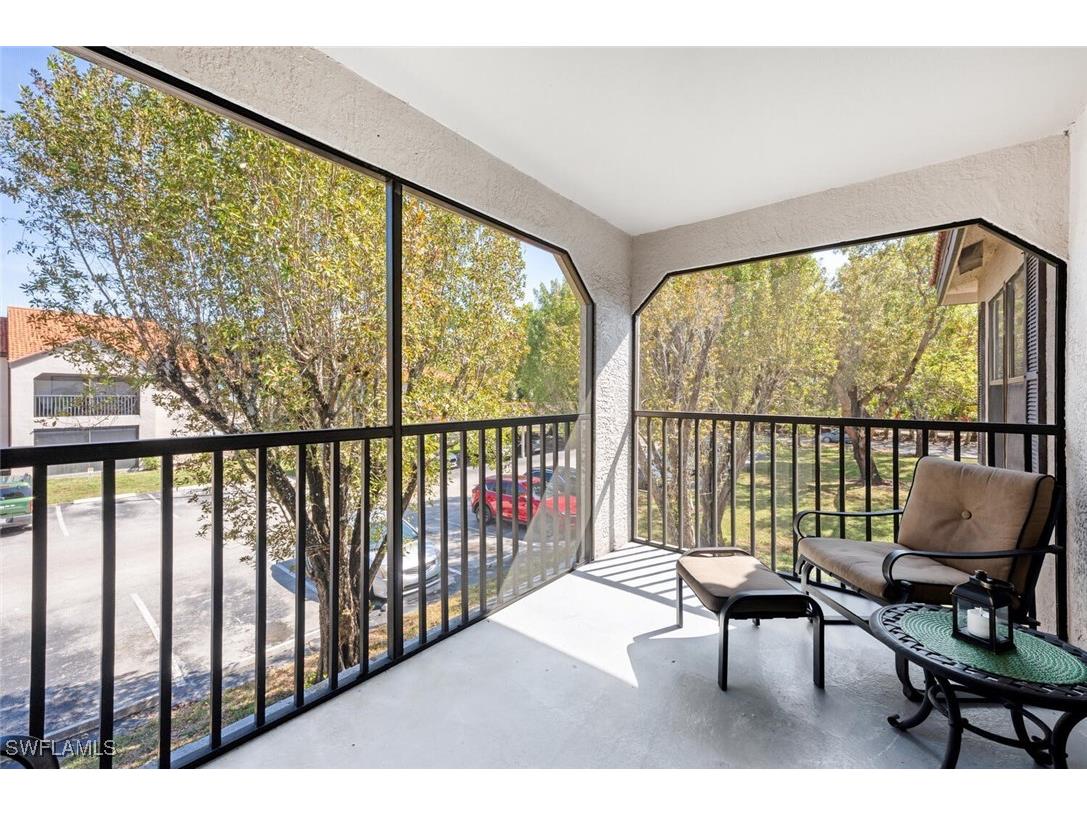 2190 Arbour Walk Circle #2221 Naples FL 34109 226002452 image20