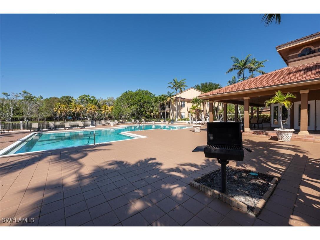 2190 Arbour Walk Circle #2221 Naples FL 34109 226002452 image25