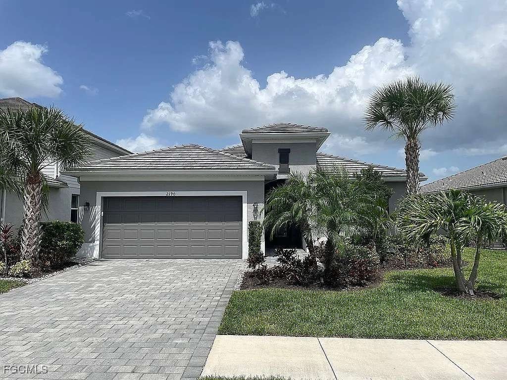 2190 Clementine Street Naples FL 34120 2025003224 image1
