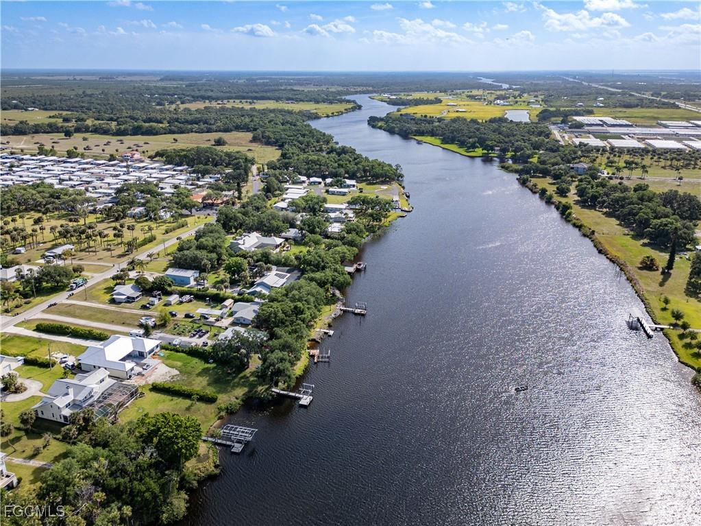 21900 Pearl Street Alva FL 33920 2025011959 image1