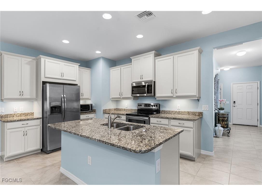 2191 Summersweet Drive Alva FL 33920 2025004756 image7