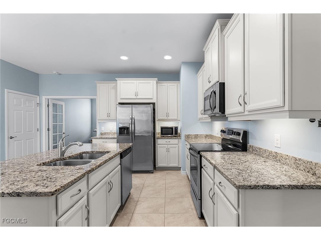 2191 Summersweet Drive Alva FL 33920 2025004756 image9