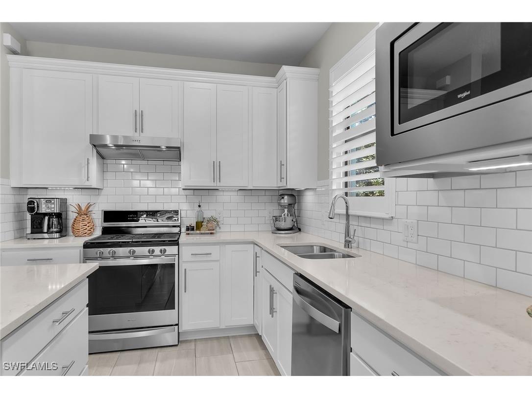 2191 Yellowfin Circle Naples FL 34114 225077612 image6