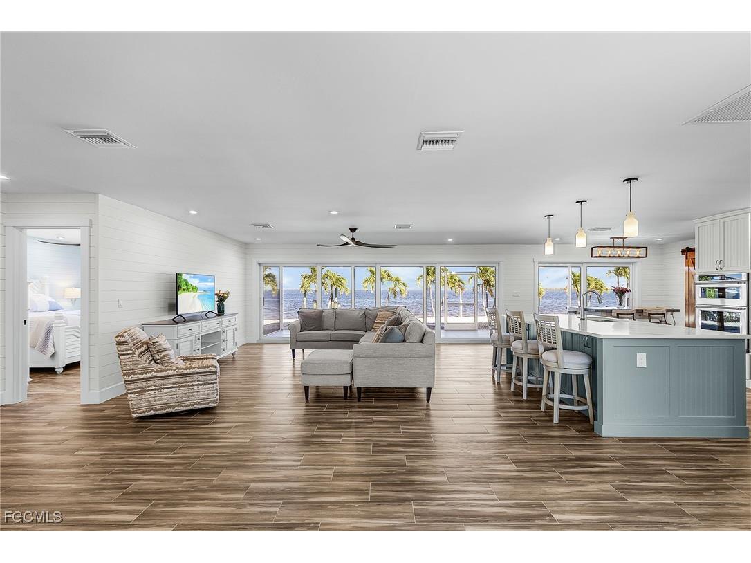 2192 8th Avenue Saint James City FL 33956 2025018304 image11