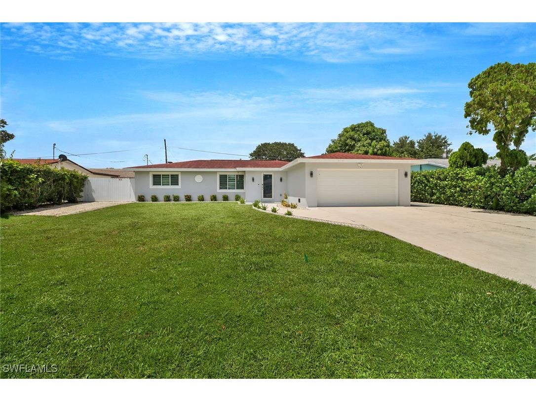 2193 45th Terrace SW Naples FL 34116 224069856 image1