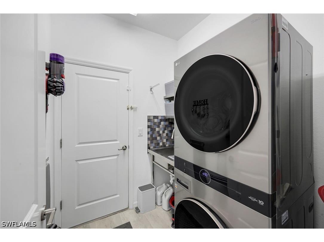 2193 Clementine Street Naples FL 34120 226014957 image25