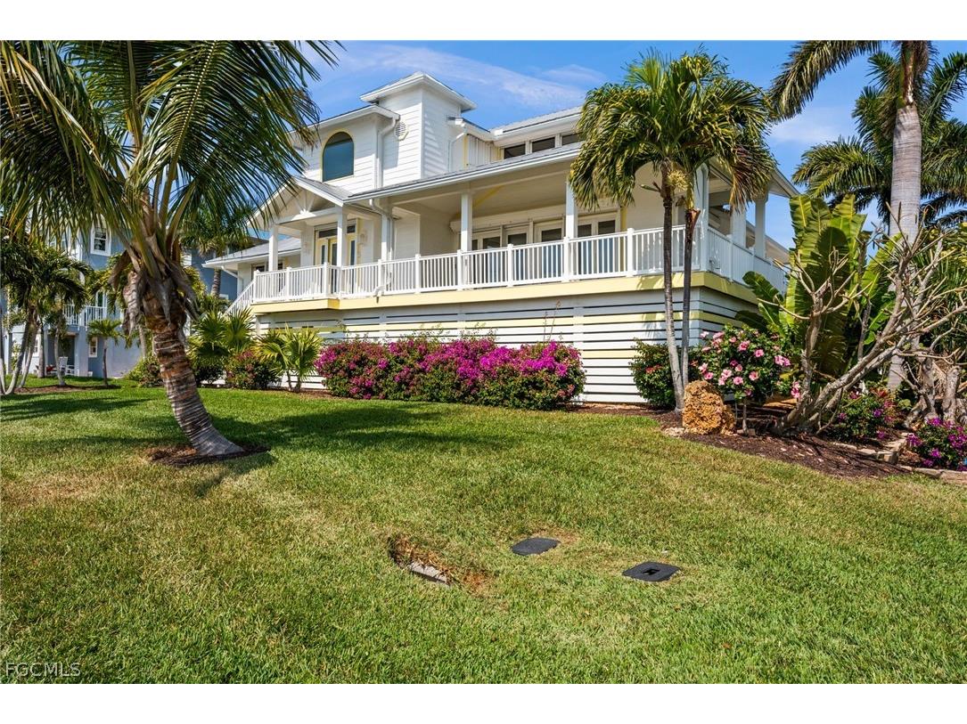 2193 Macadamia Street Saint James City FL 33956 2026009736 image1