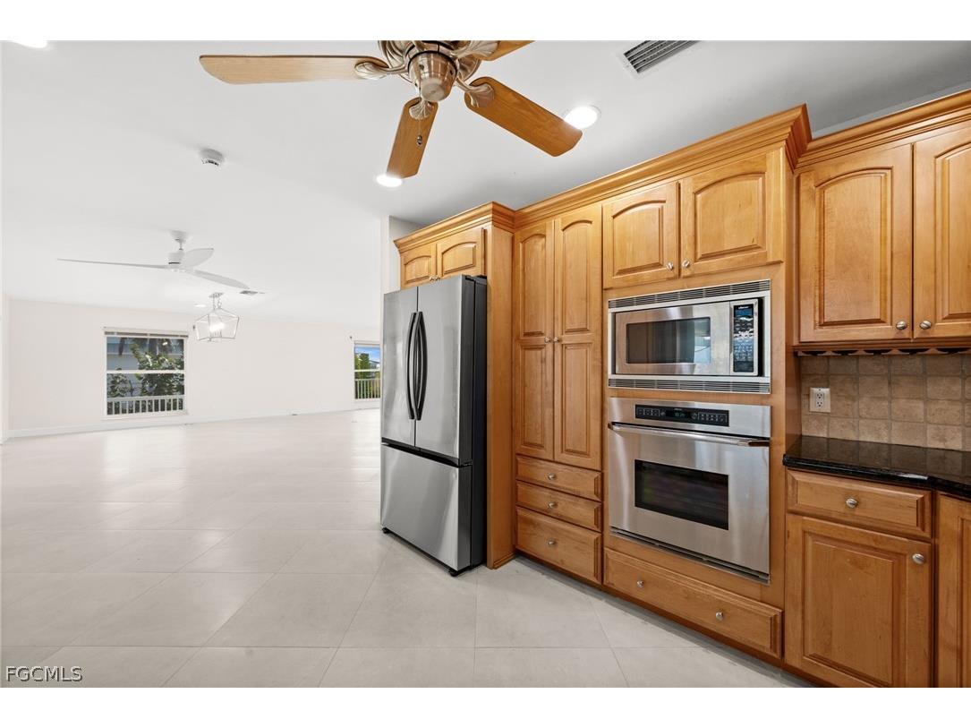 2193 Macadamia Street Saint James City FL 33956 2026009736 image14