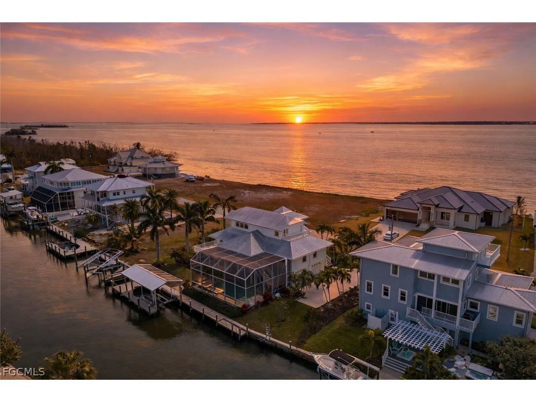 2193 Macadamia Street Saint James City FL 33956 2026009736 image2