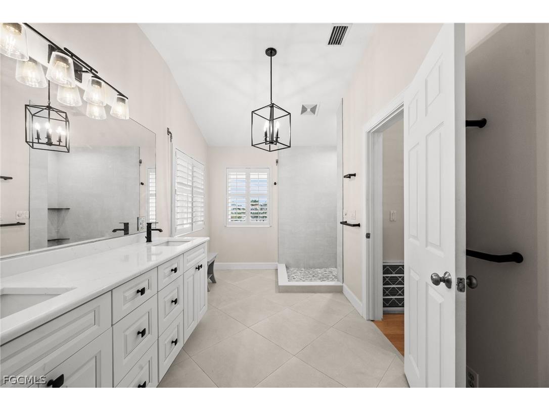 2193 Macadamia Street Saint James City FL 33956 2026009736 image37