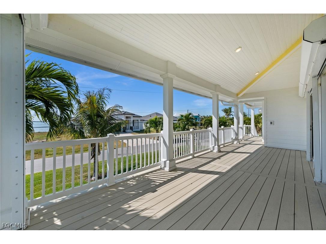 2193 Macadamia Street Saint James City FL 33956 2026009736 image6