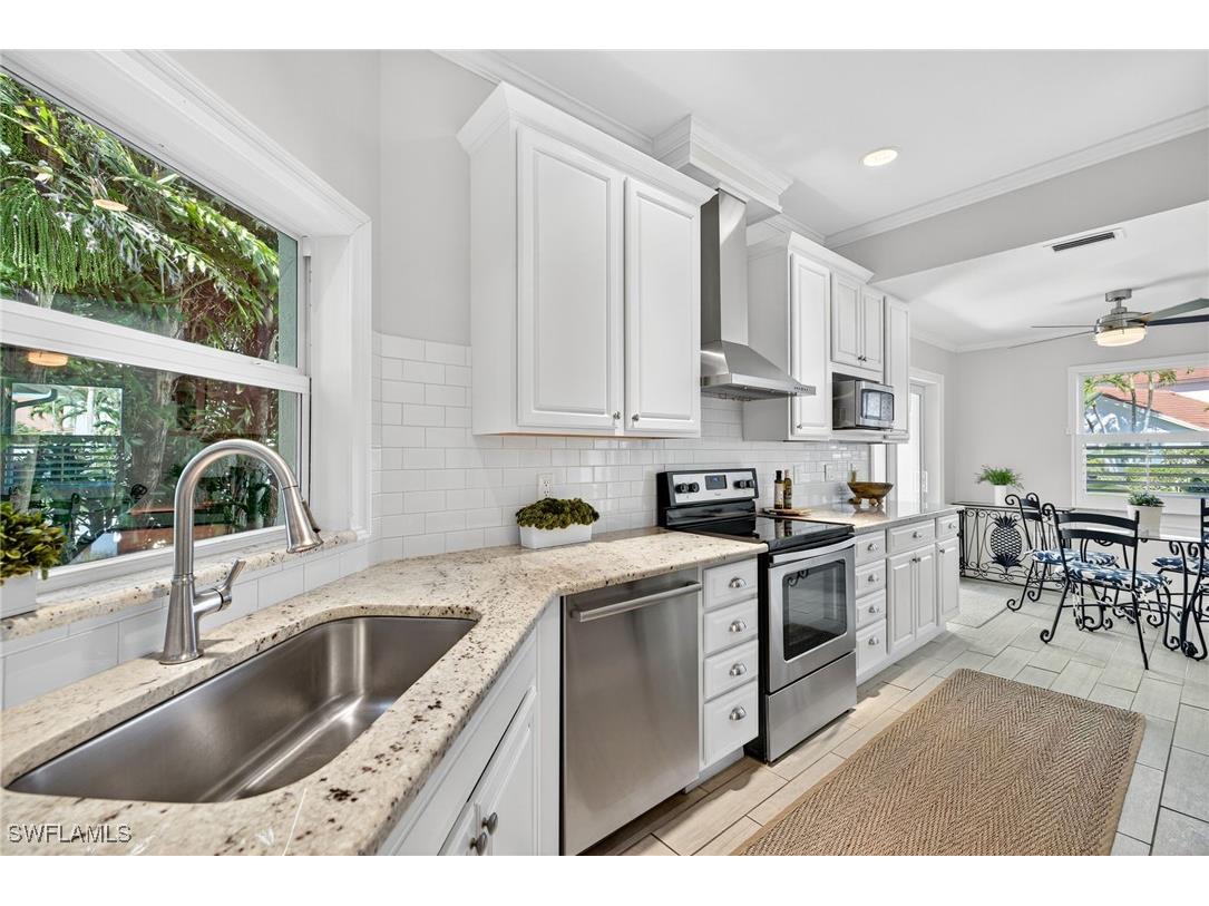 2193 Paget Circle #1.25 Naples FL 34112 225073708 image12