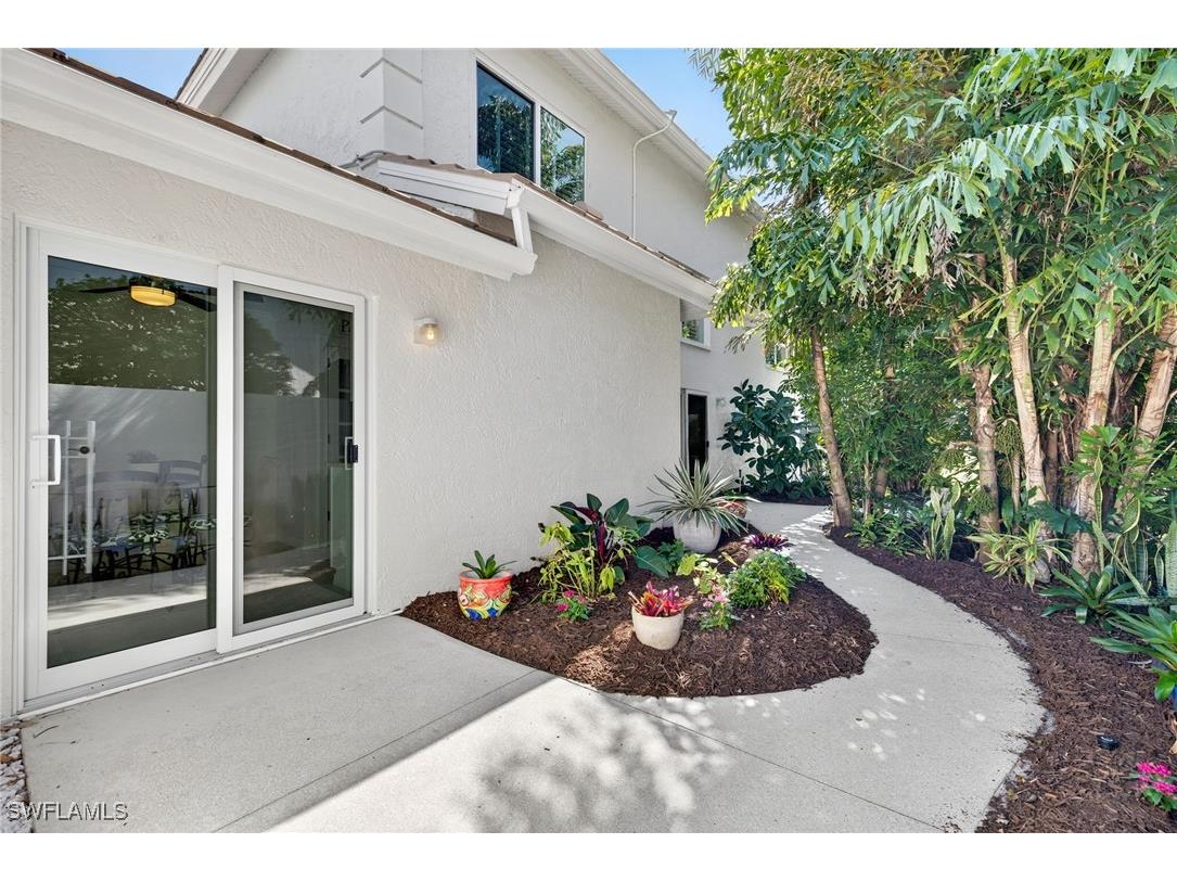 2193 Paget Circle #1.25 Naples FL 34112 225073708 image29