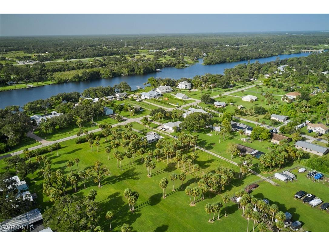 21941 Pearl Street Alva FL 33920 223061220 image1