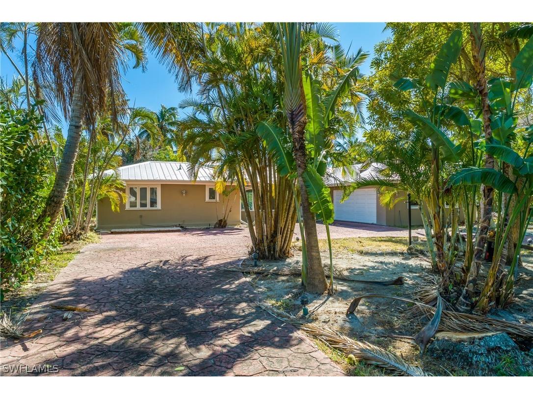 2195 Sheepshead Drive Naples FL 34102 225083727 image10