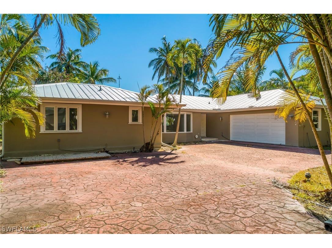 2195 Sheepshead Drive Naples FL 34102 225083727 image14