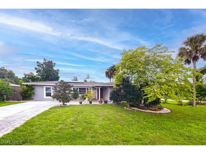 2196 43rd Lane SW Naples FL 34116 224058851 image1