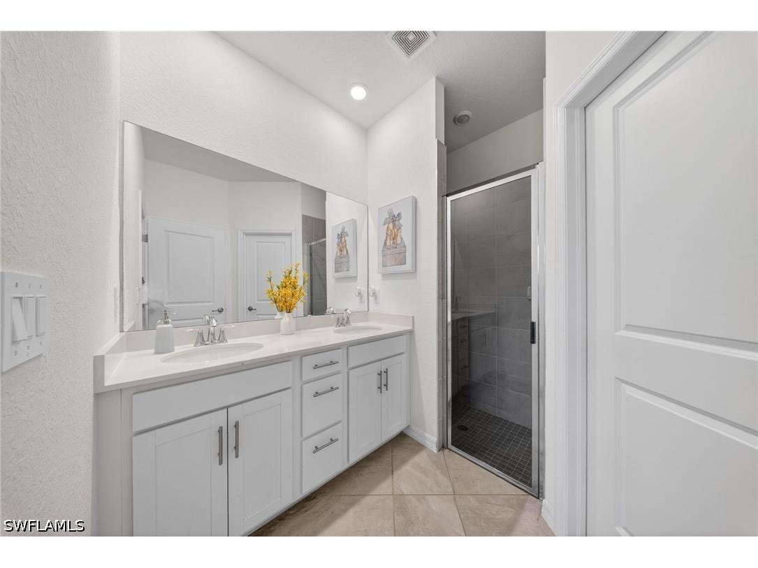 2196 Dragonfruit Way Naples FL 34120 226017783 image10