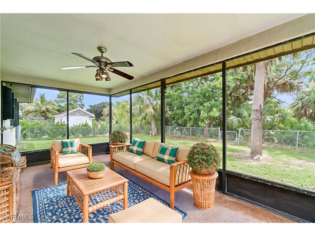 2198 55th Street SW Naples FL 34116 225070795 image1